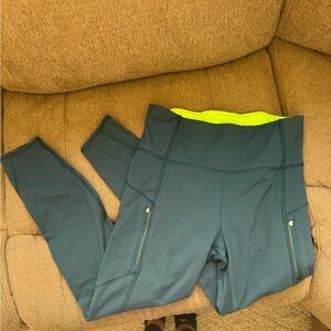 Athleta Rainier Leggings—Green, Size M